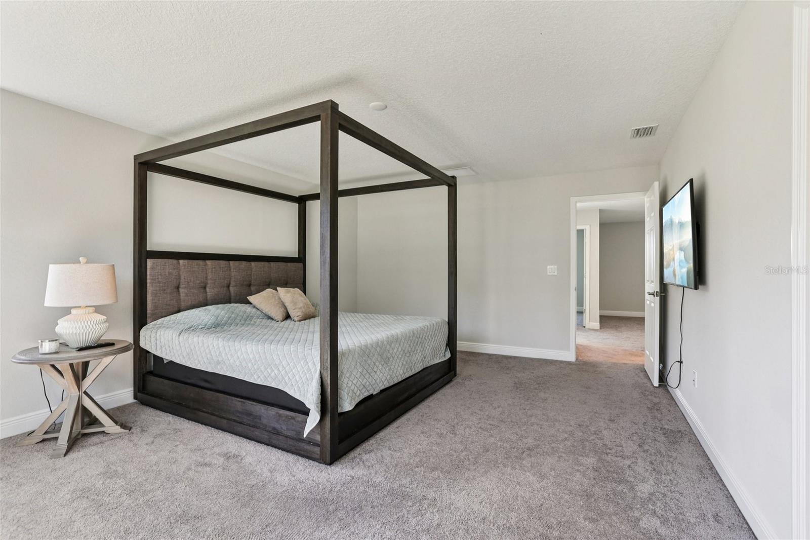 Listing photo id 36 for 14733 Gallop Run Drive