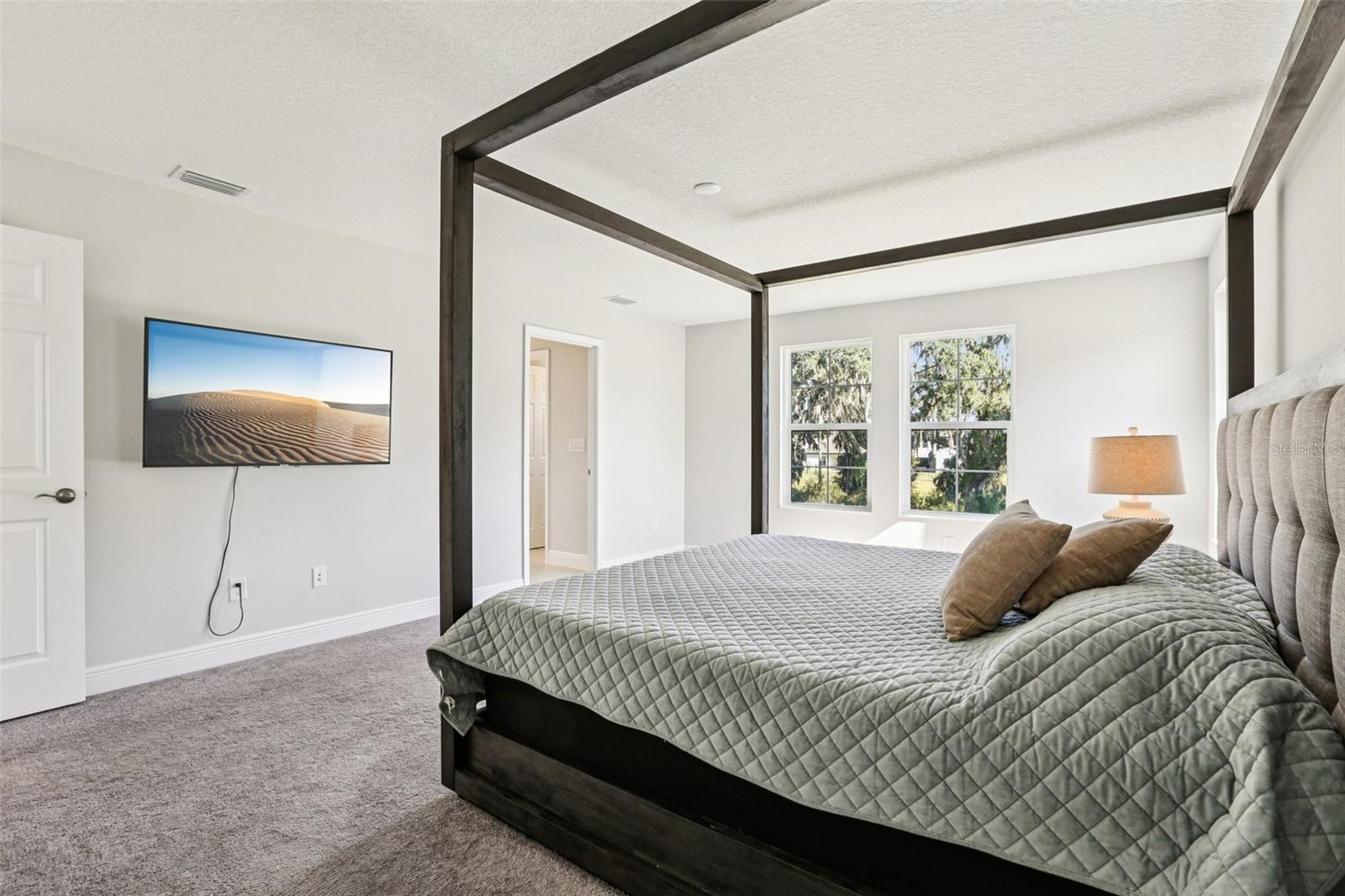 Listing photo id 37 for 14733 Gallop Run Drive