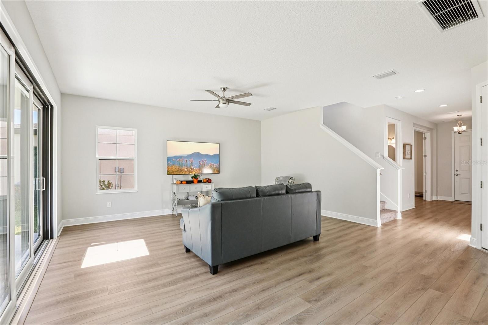 Listing photo id 6 for 14733 Gallop Run Drive