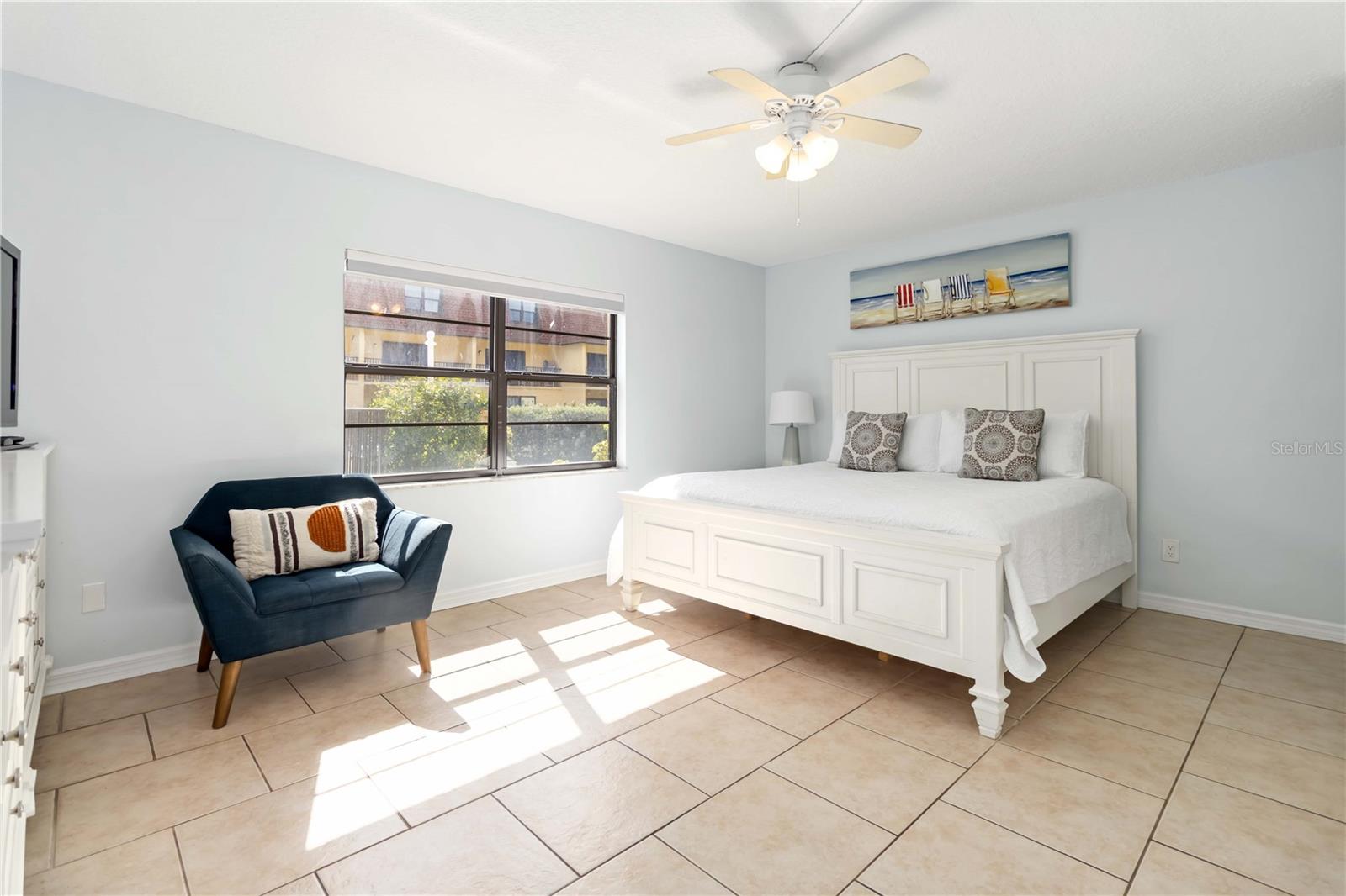 Image 19 of 30 For 5200 Ocean Beach Boulevard 114