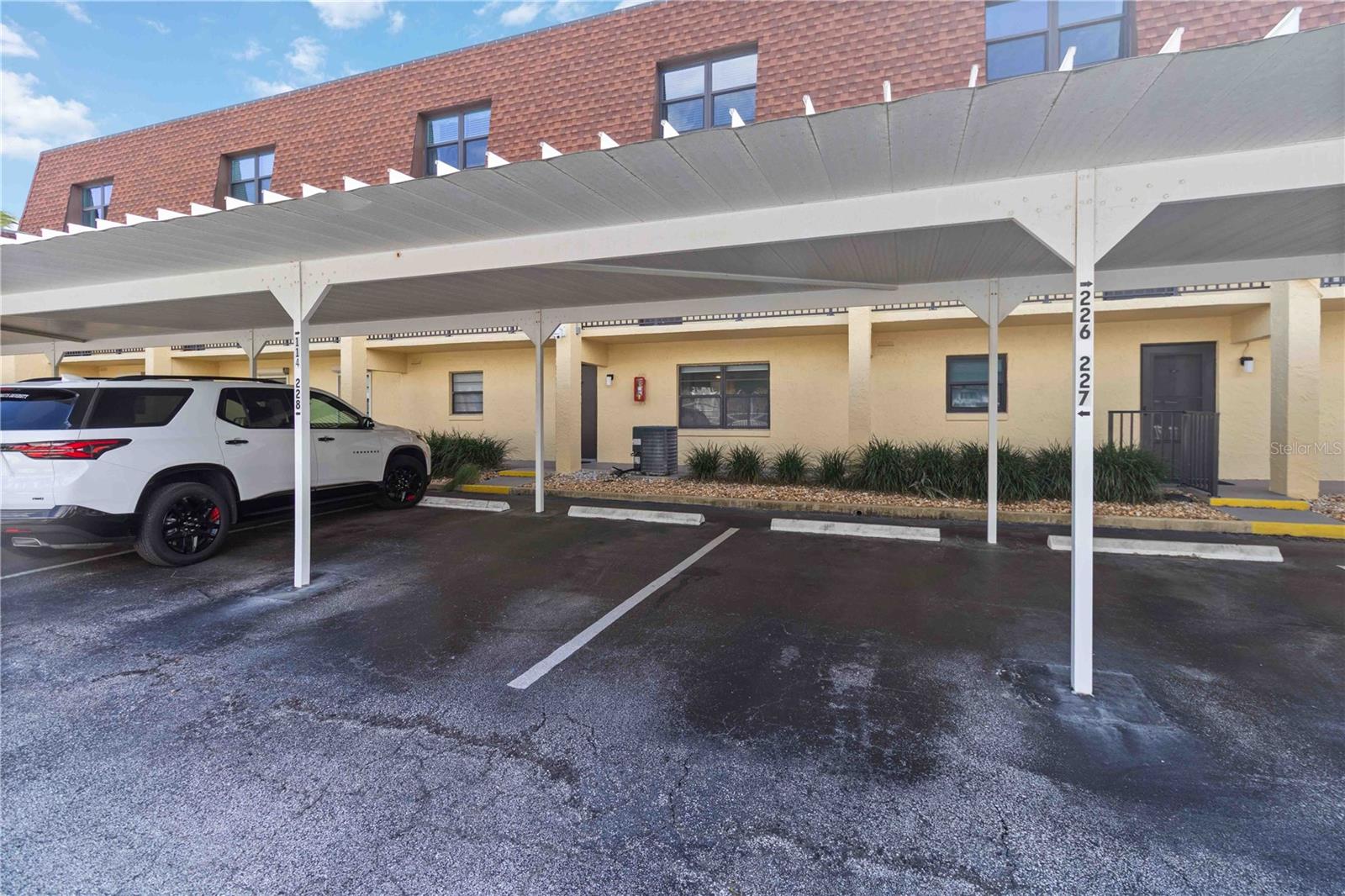 Image 26 of 30 For 5200 Ocean Beach Boulevard 114