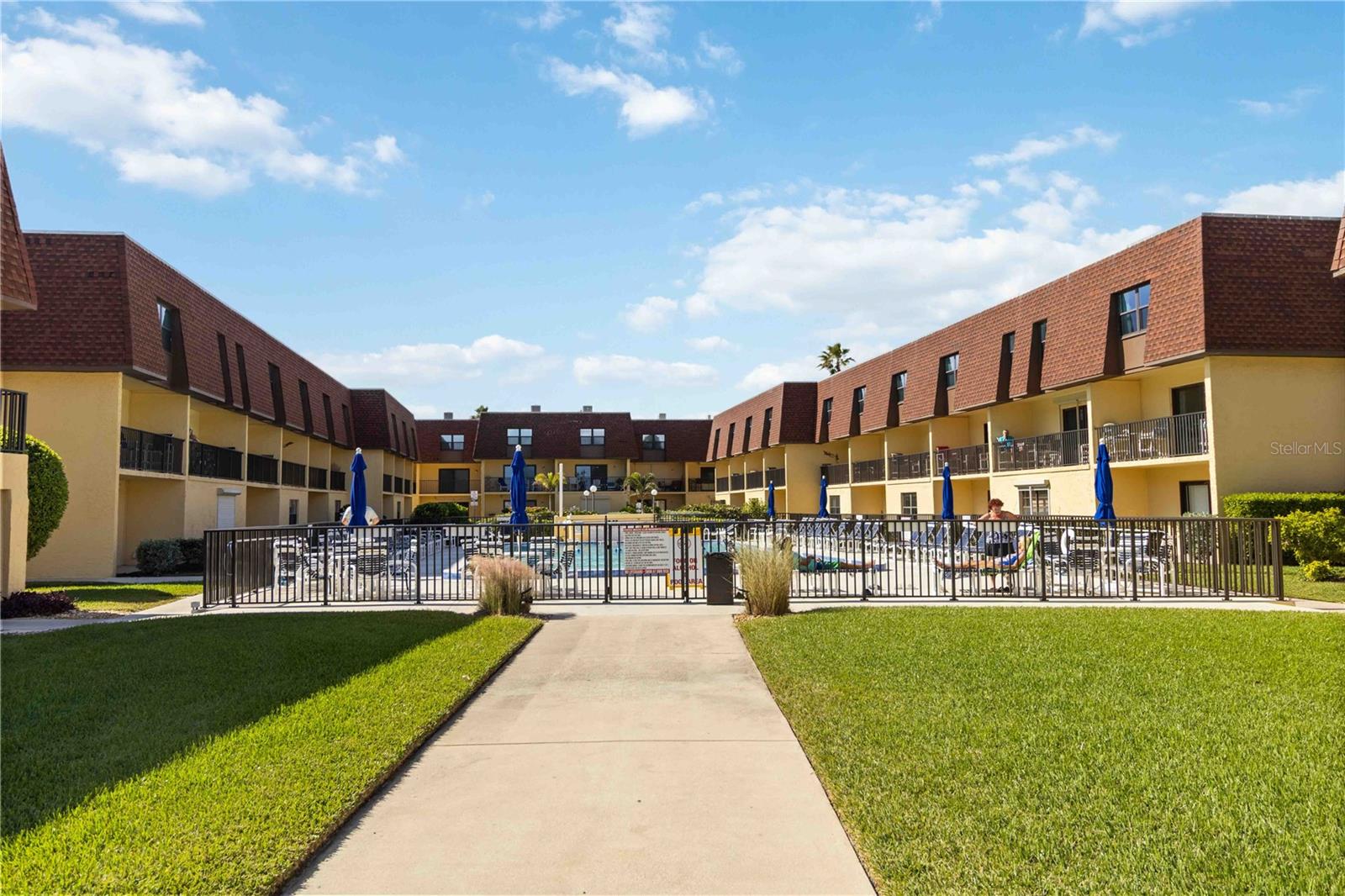 Image 27 of 30 For 5200 Ocean Beach Boulevard 114