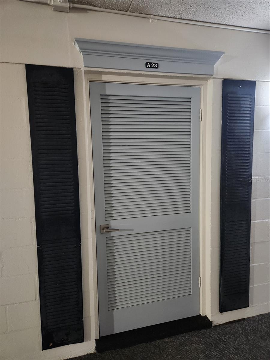 Image 2 of 15 For 3325 Bayshore Boulevard A23