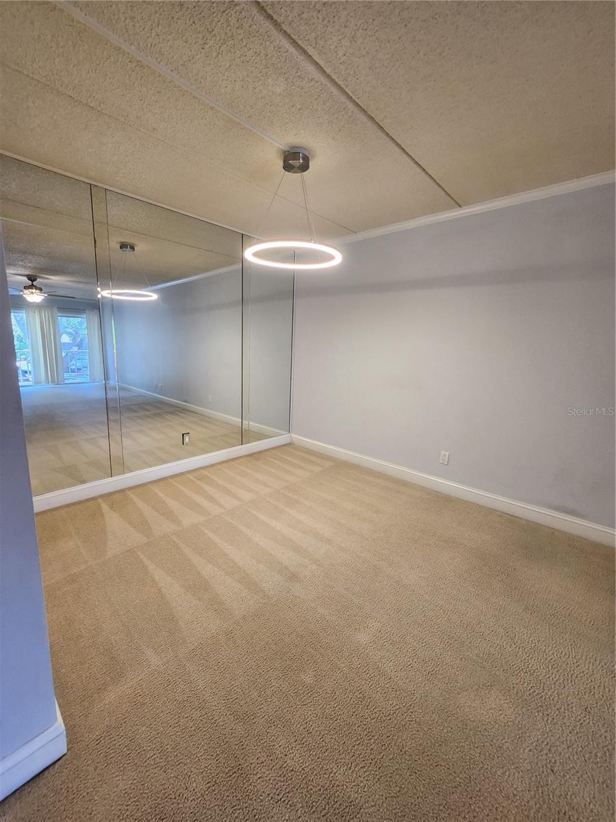 Image 8 of 15 For 3325 Bayshore Boulevard A23