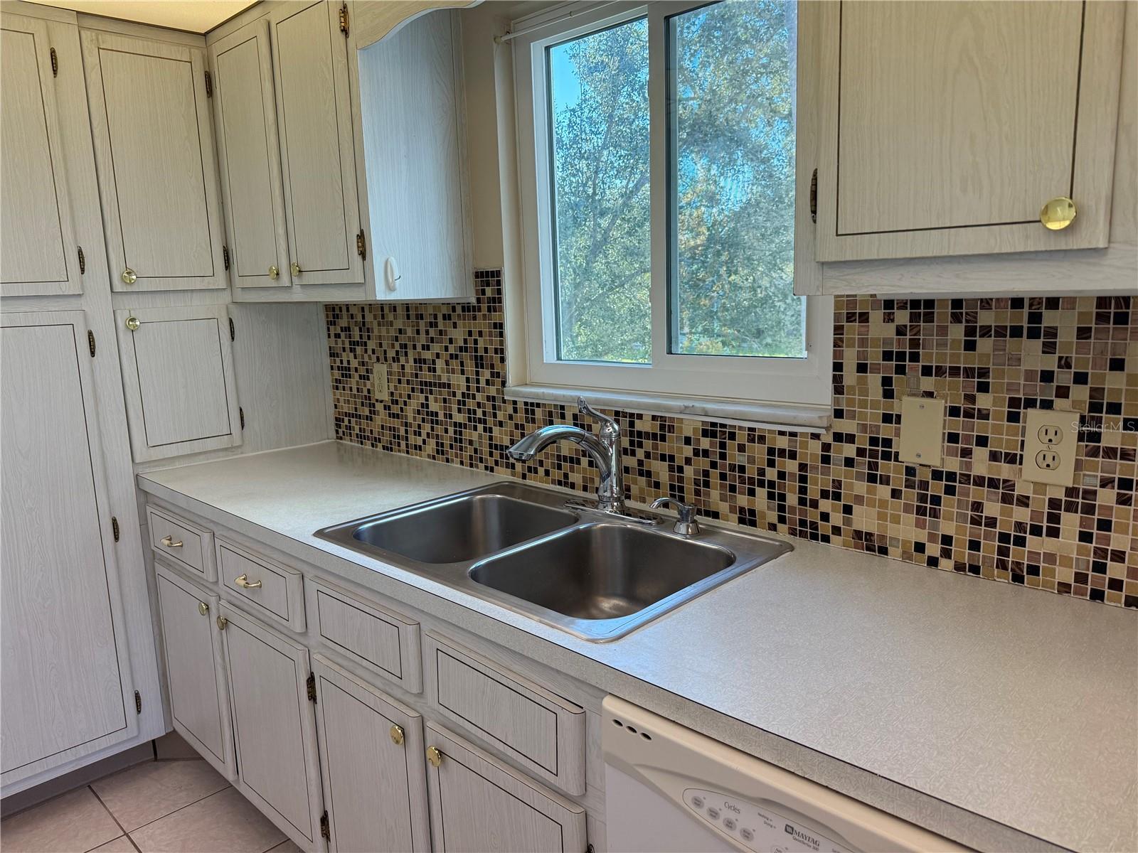 Image 6 of 18 For 8454 111th Street 205