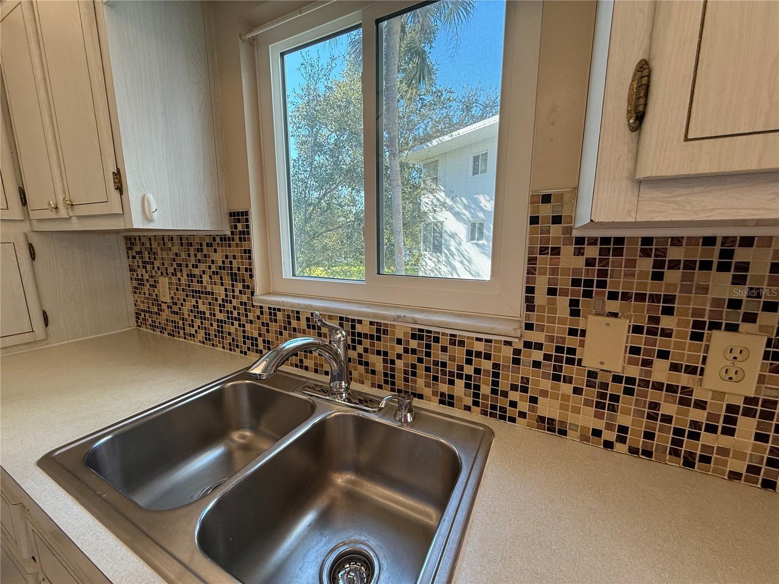 Image 7 of 18 For 8454 111th Street 205