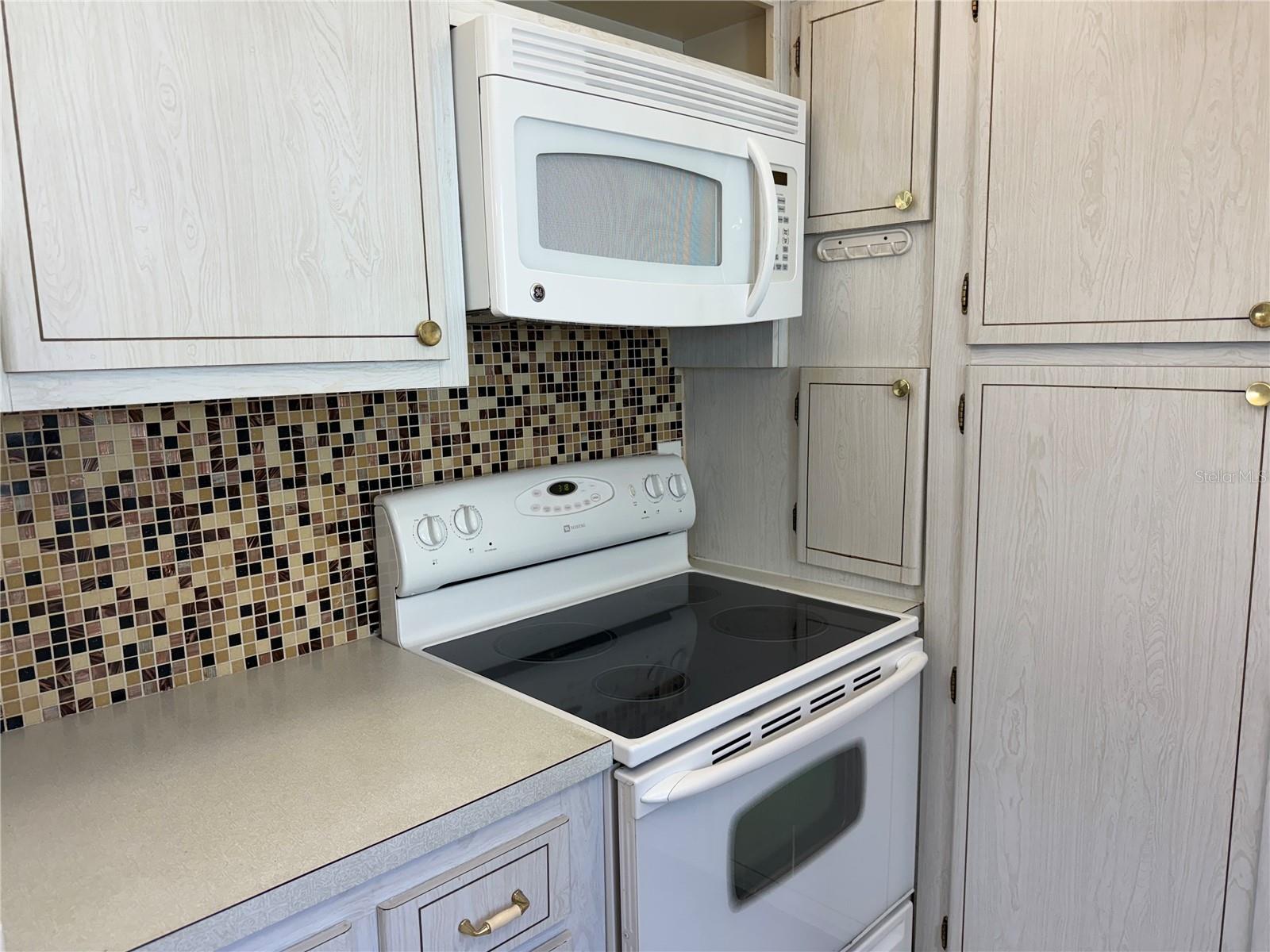 Image 8 of 18 For 8454 111th Street 205