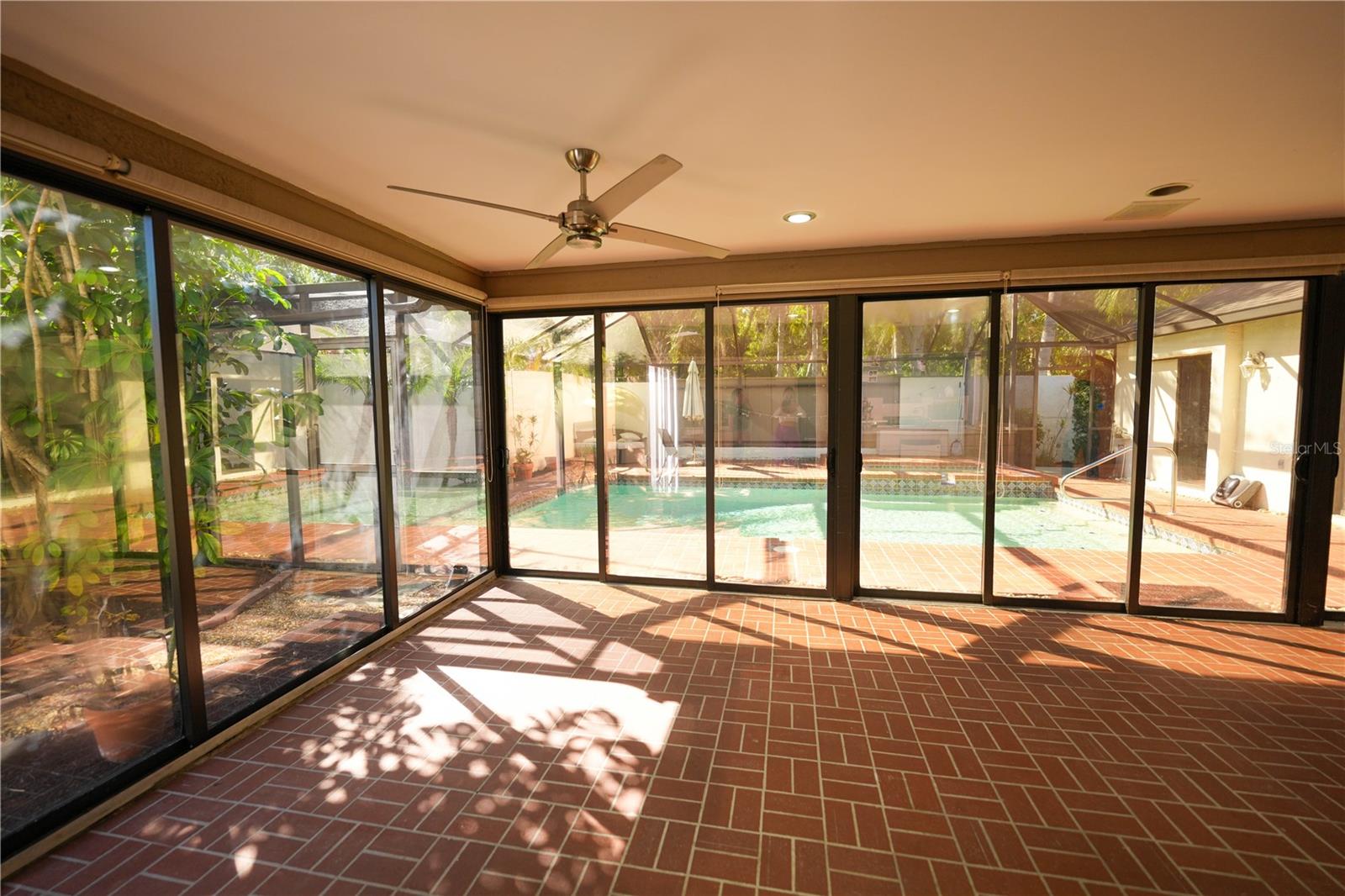 Image 12 of 37 For 13572 Avista Drive