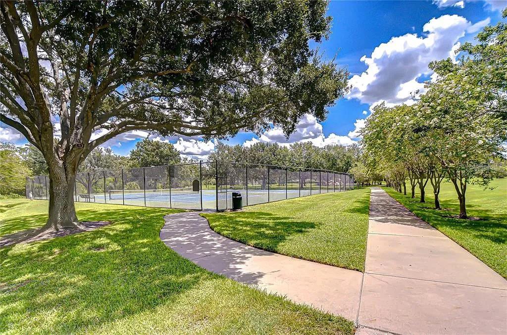 Image 26 of 37 For 13572 Avista Drive