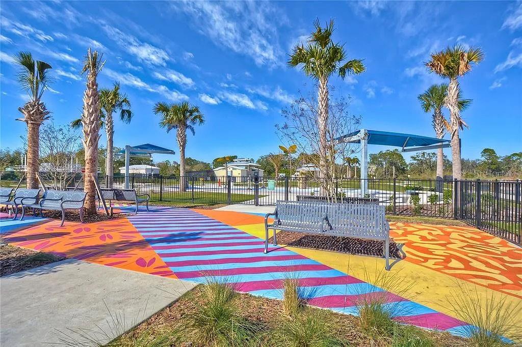 Image 31 of 37 For 13572 Avista Drive