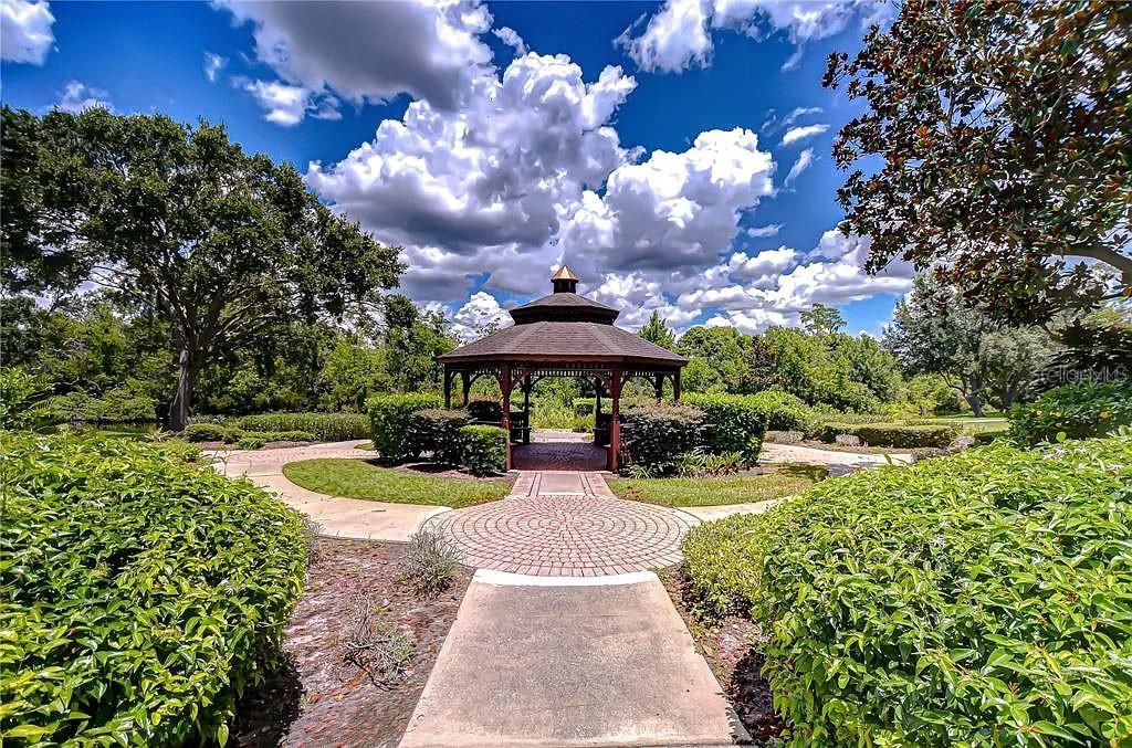 Image 33 of 37 For 13572 Avista Drive