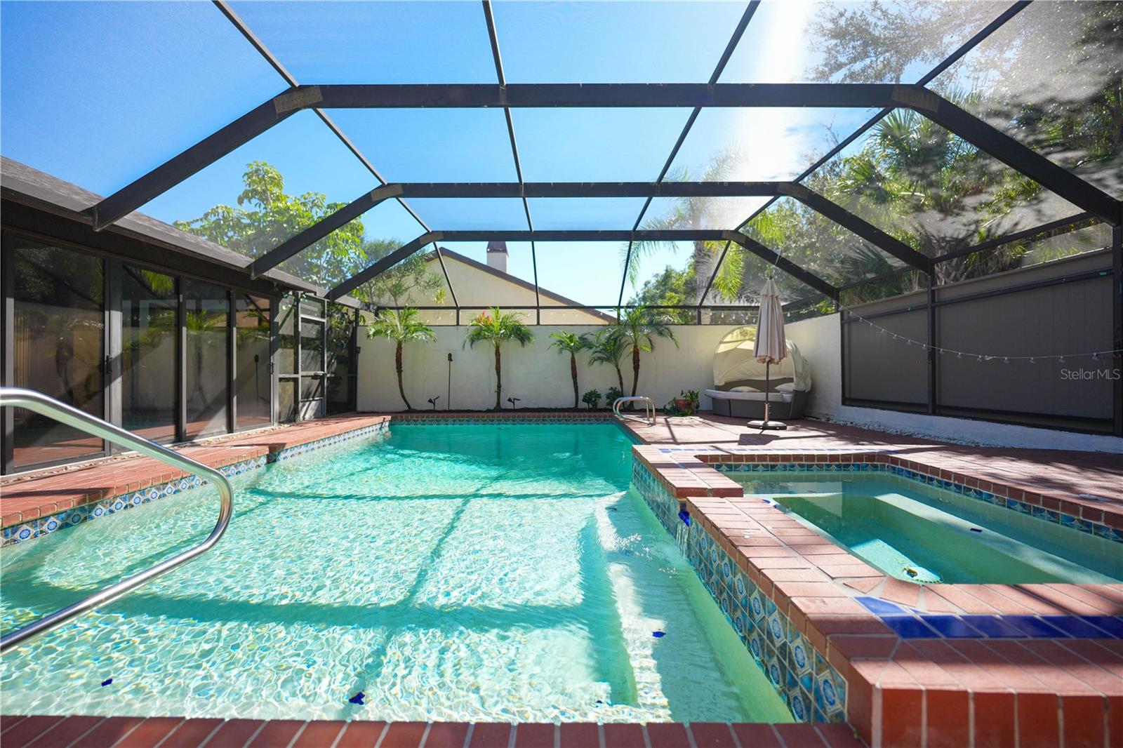 Image 8 of 37 For 13572 Avista Drive