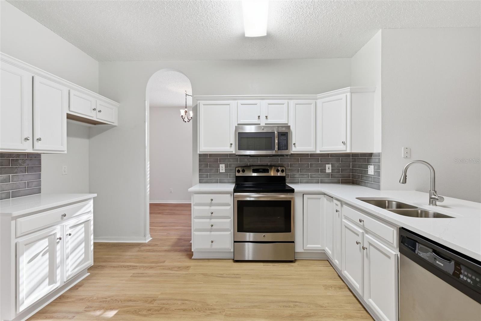 Image 10 of 47 For 10232 Grant Creek Drive