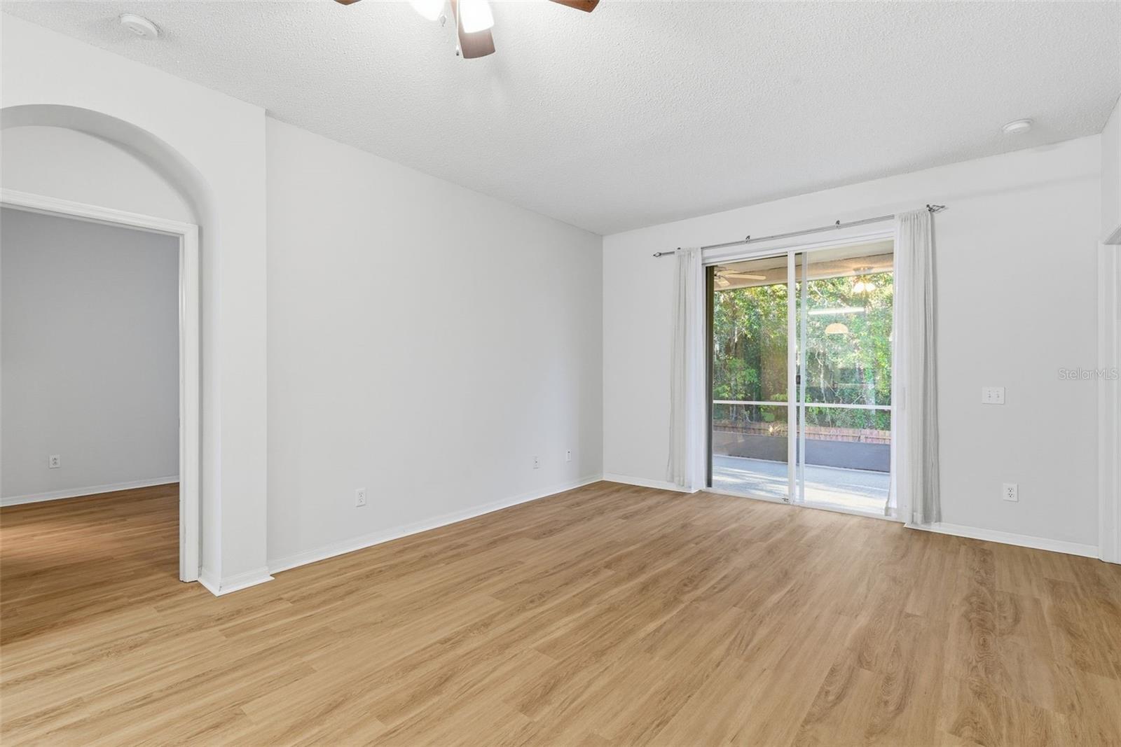 Image 14 of 47 For 10232 Grant Creek Drive