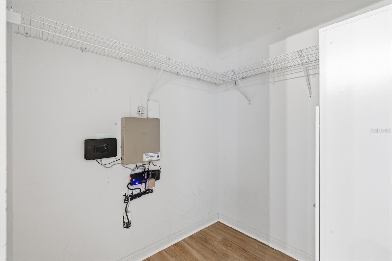 Image 22 of 47 For 10232 Grant Creek Drive