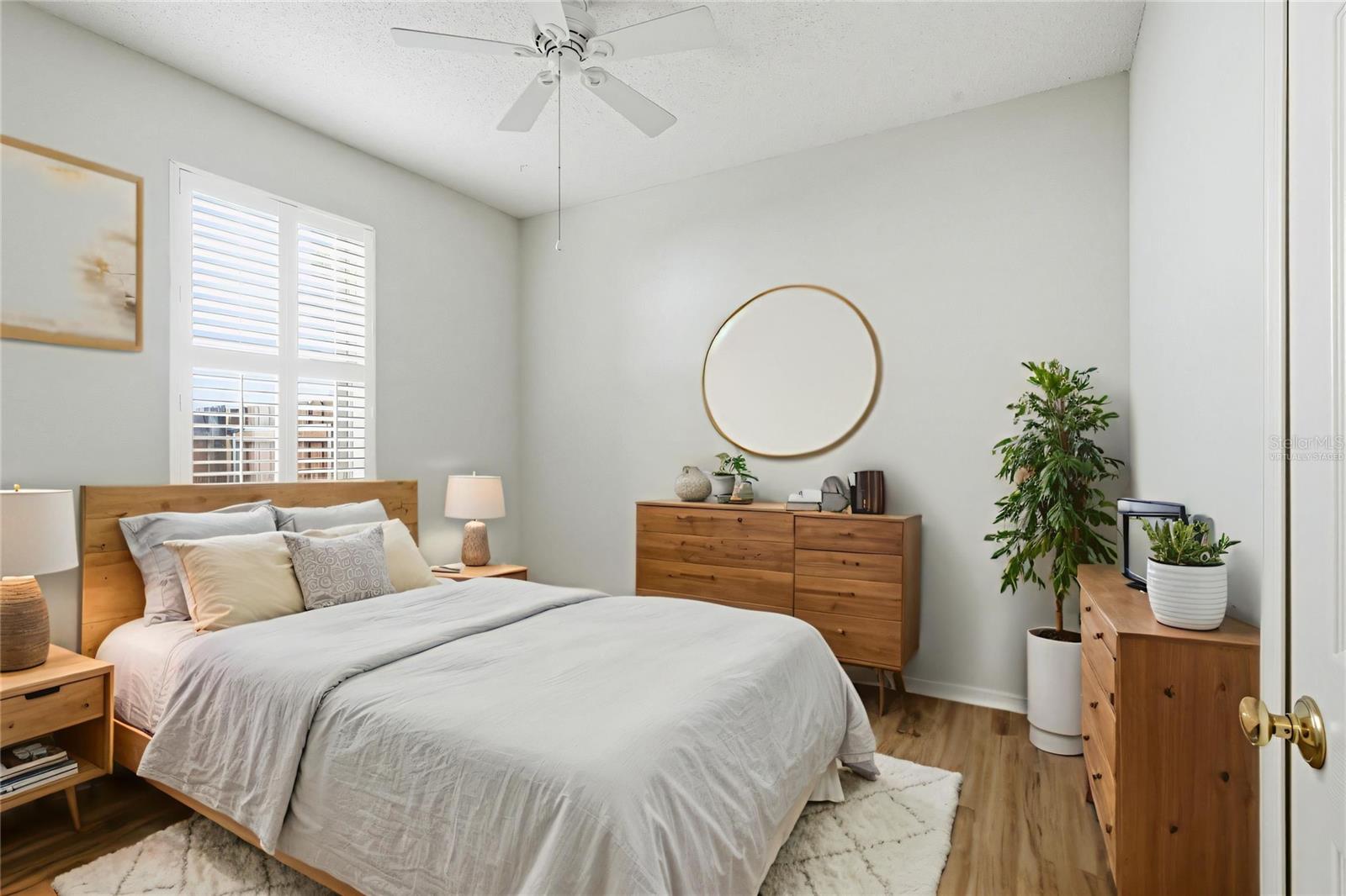 Image 26 of 47 For 10232 Grant Creek Drive