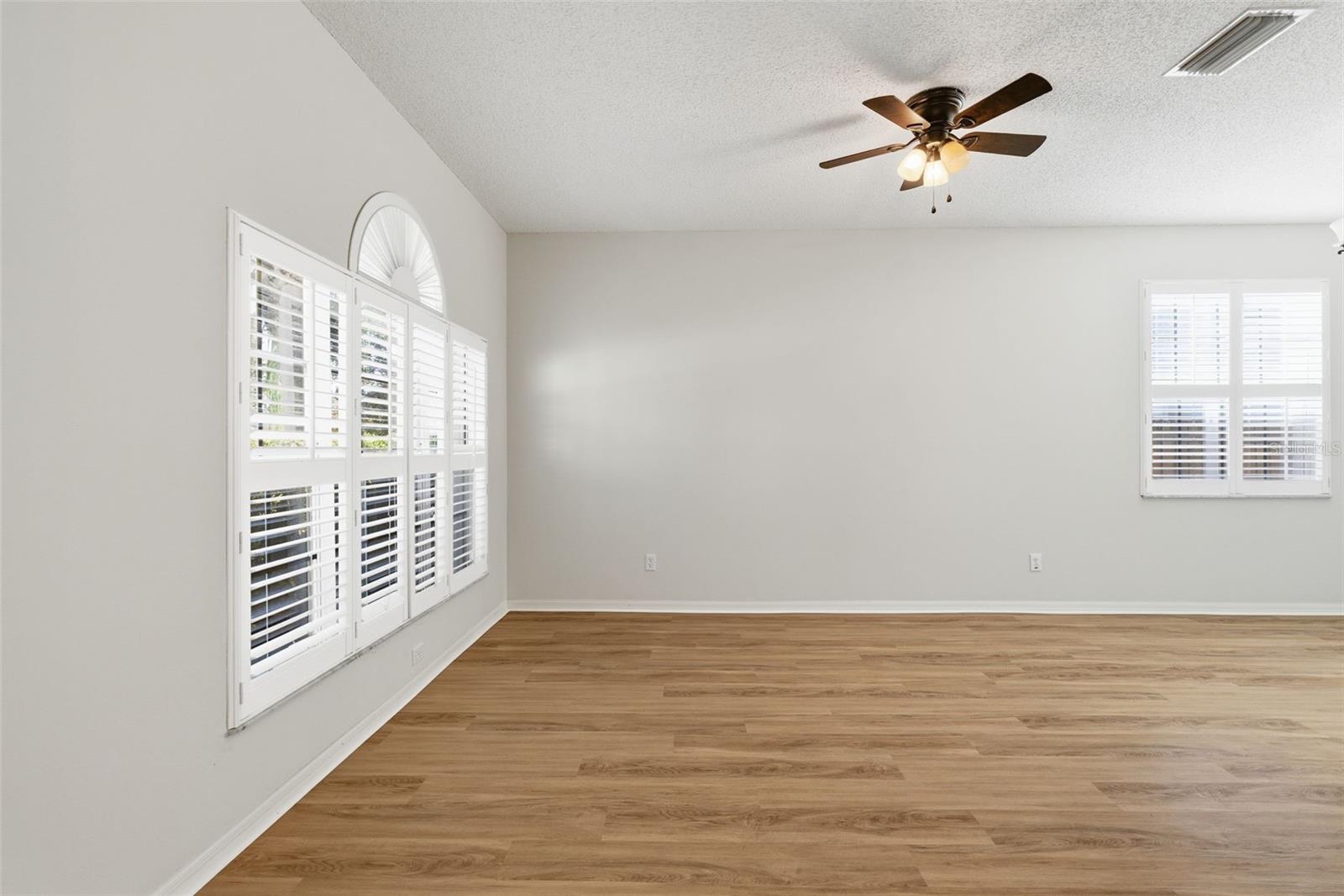 Image 4 of 47 For 10232 Grant Creek Drive