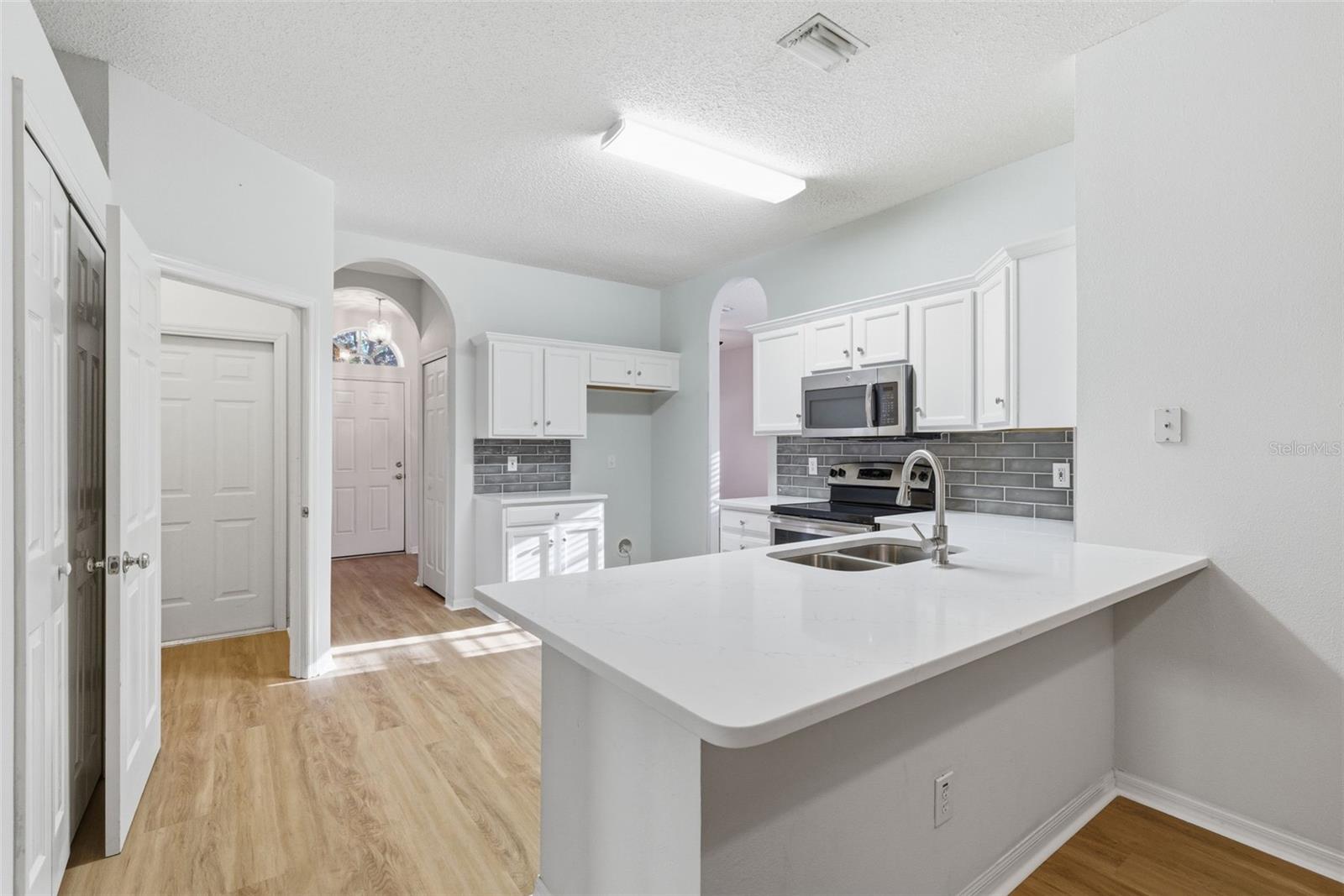 Image 9 of 47 For 10232 Grant Creek Drive