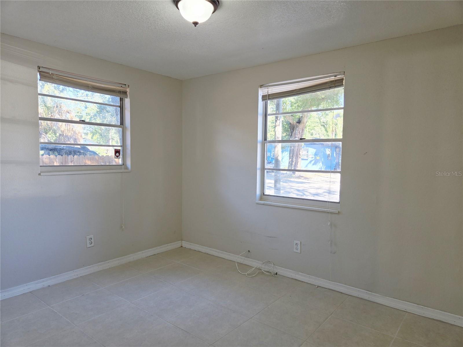 Listing photo id 13 for 8204 13th Street