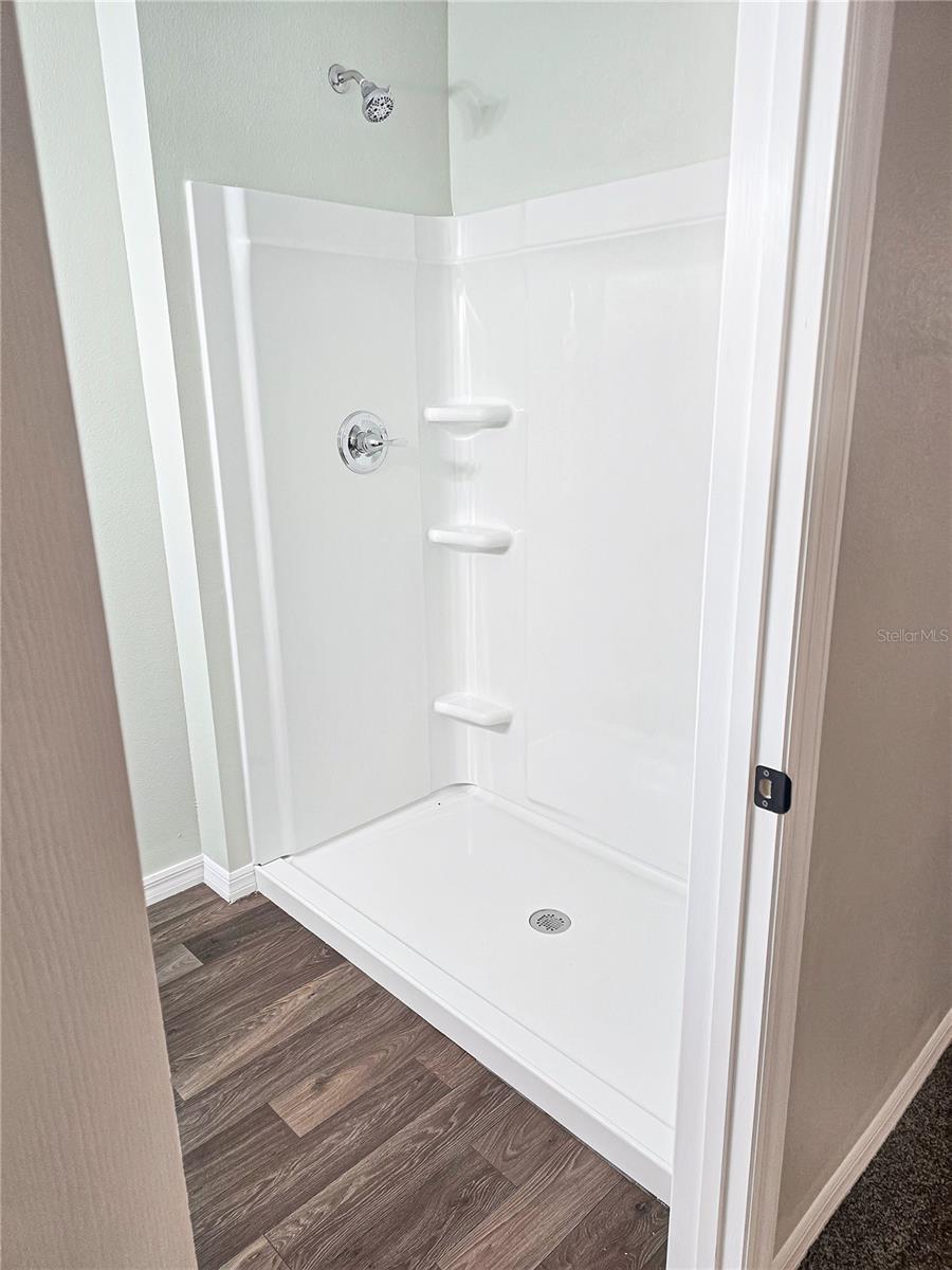 Image 7 of 19 For 19920 108th Place