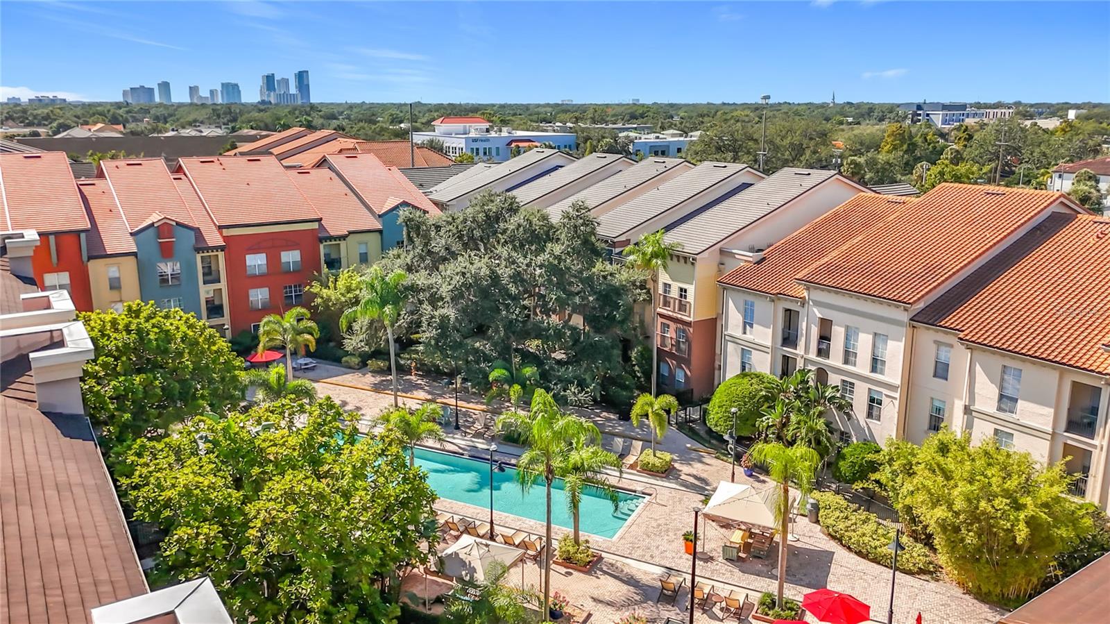 Image 27 of 31 For 402 Armenia Avenue 128