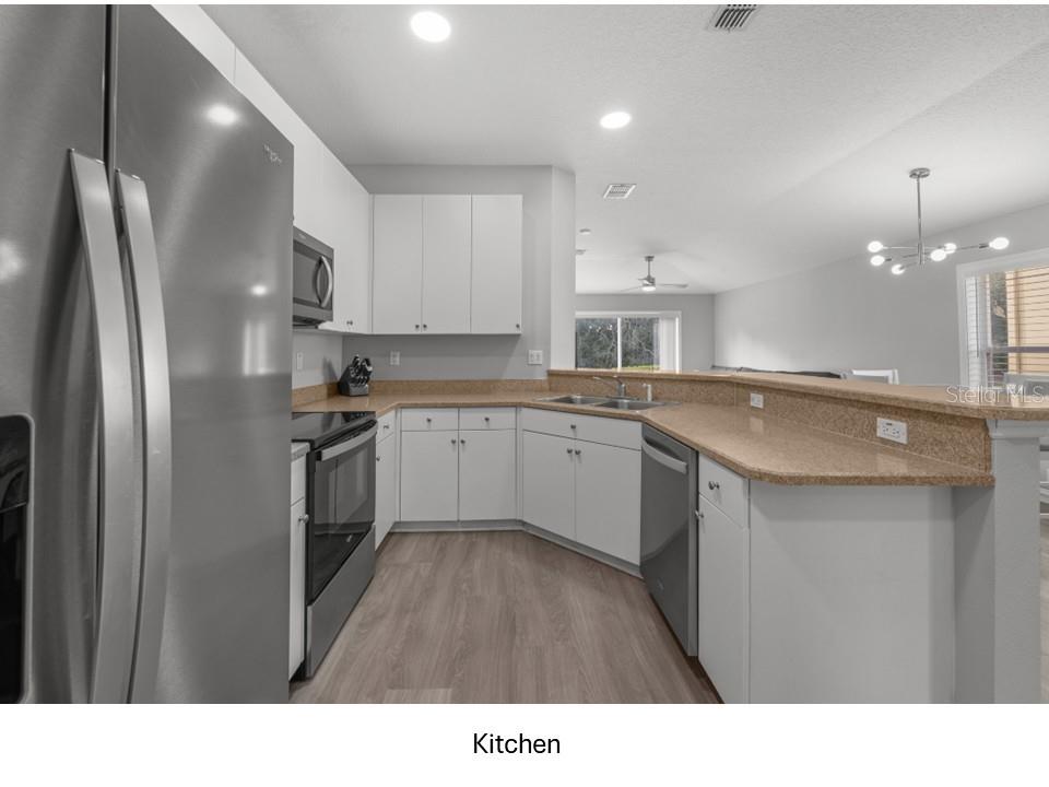 Image 3 of 24 For 8516 Corinthian Way