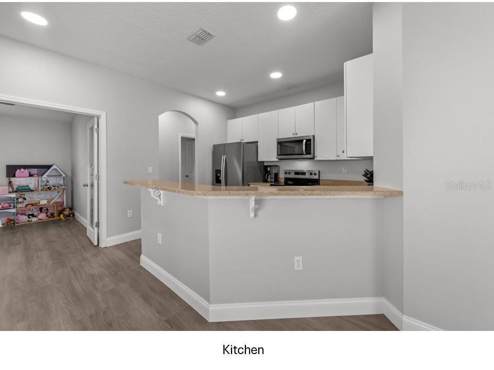 Image 7 of 24 For 8516 Corinthian Way