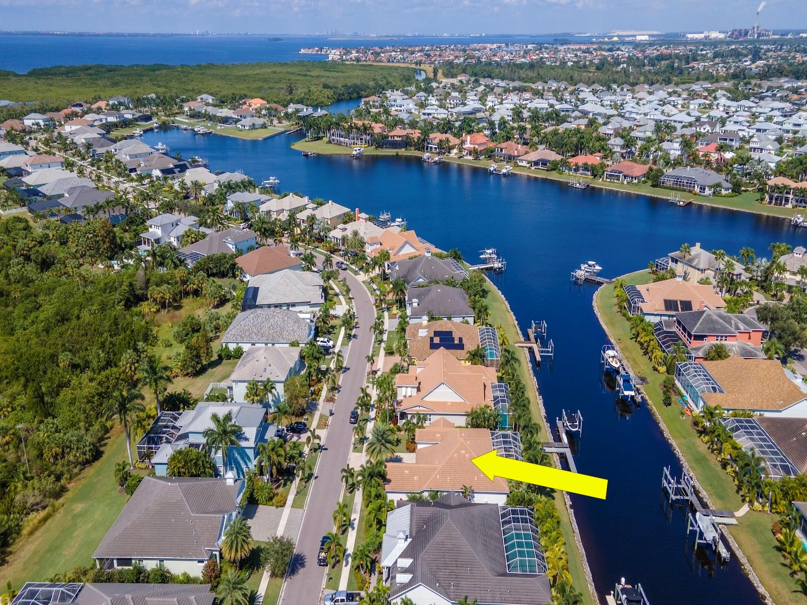 Listing photo id 39 for 717 Manns Harbor Drive