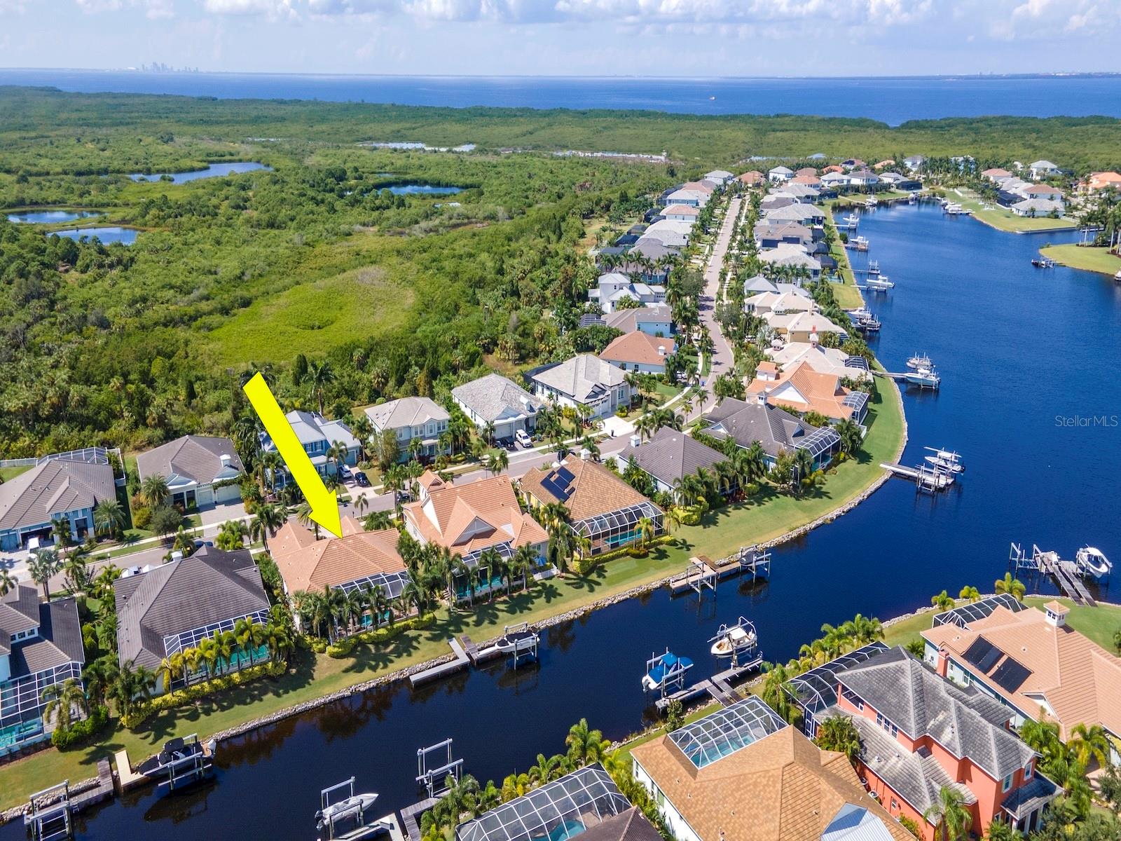 Listing photo id 42 for 717 Manns Harbor Drive