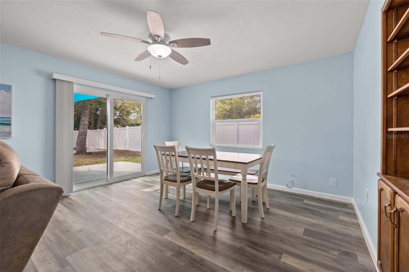 Image 14 of 26 For 2832 47th Avenue S