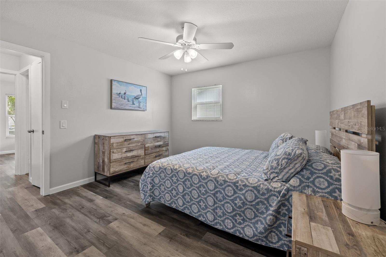 Image 20 of 26 For 2832 47th Avenue S