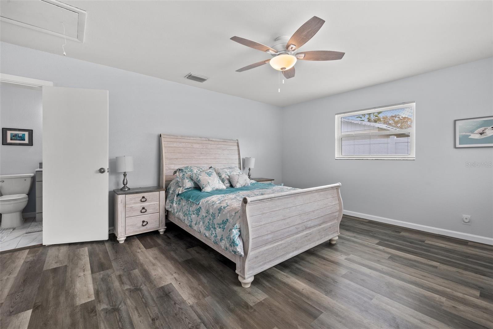 Image 23 of 26 For 2832 47th Avenue S