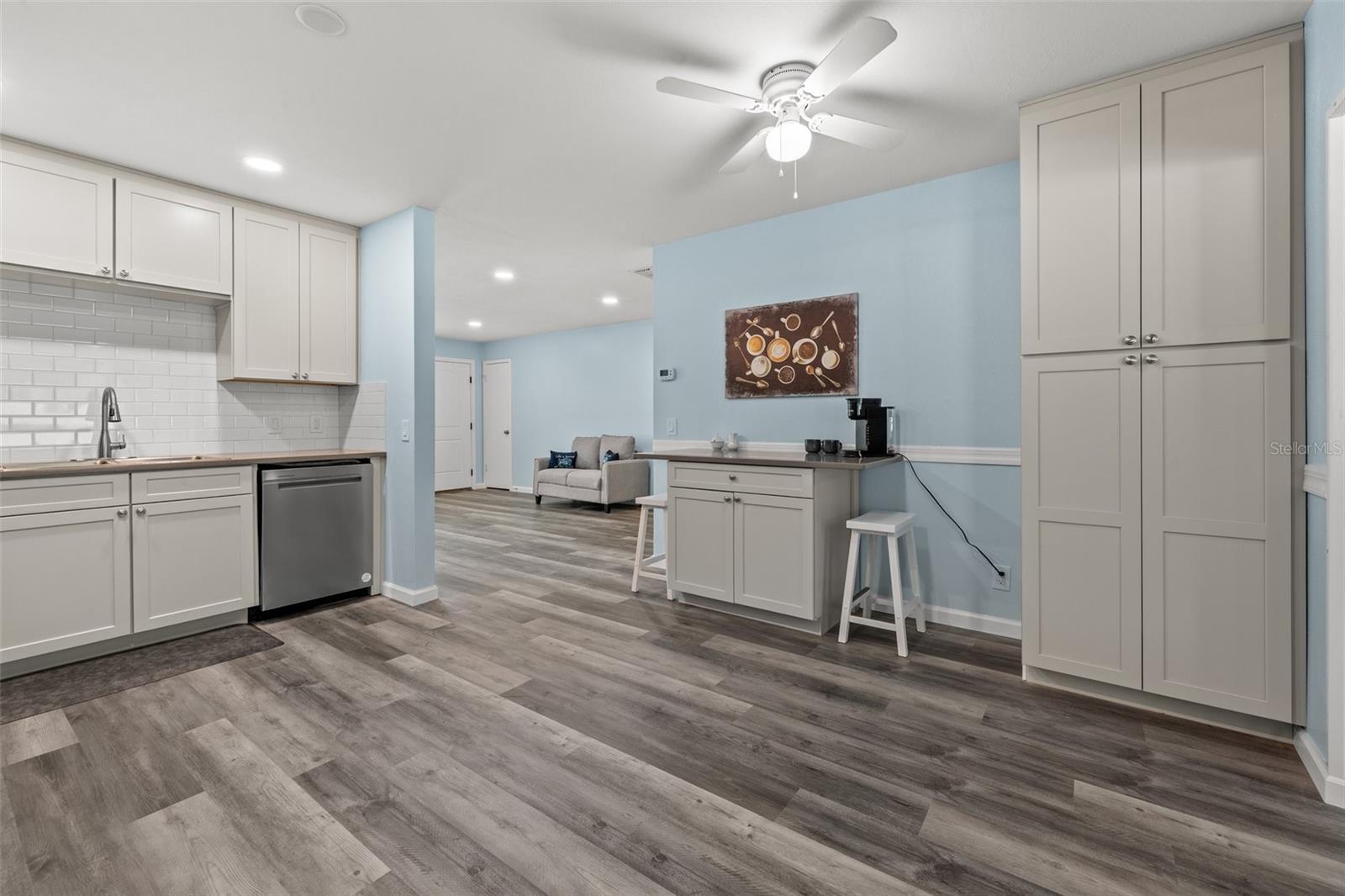 Image 8 of 26 For 2832 47th Avenue S