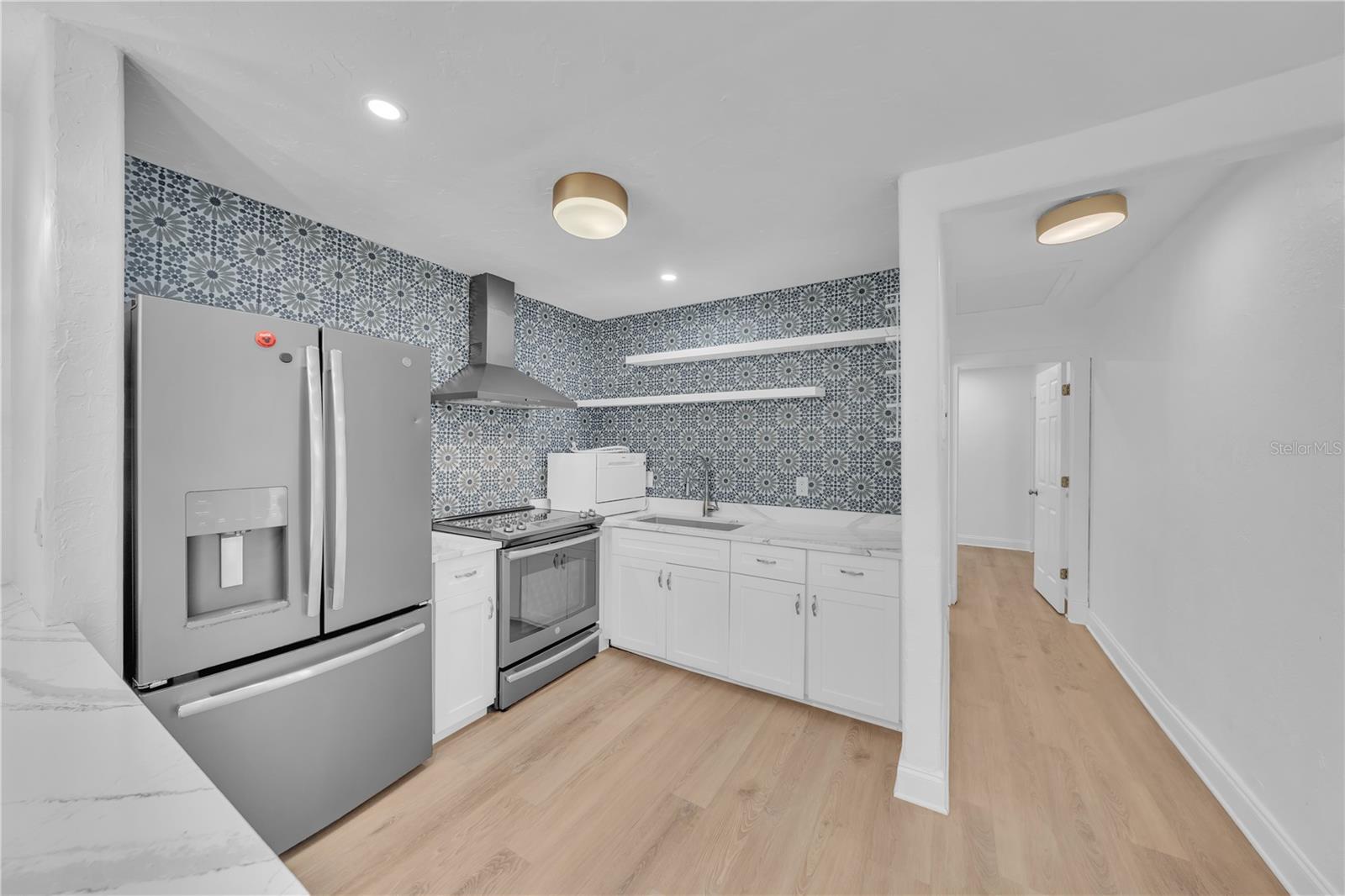 Image 9 of 47 For 314 Frances Avenue