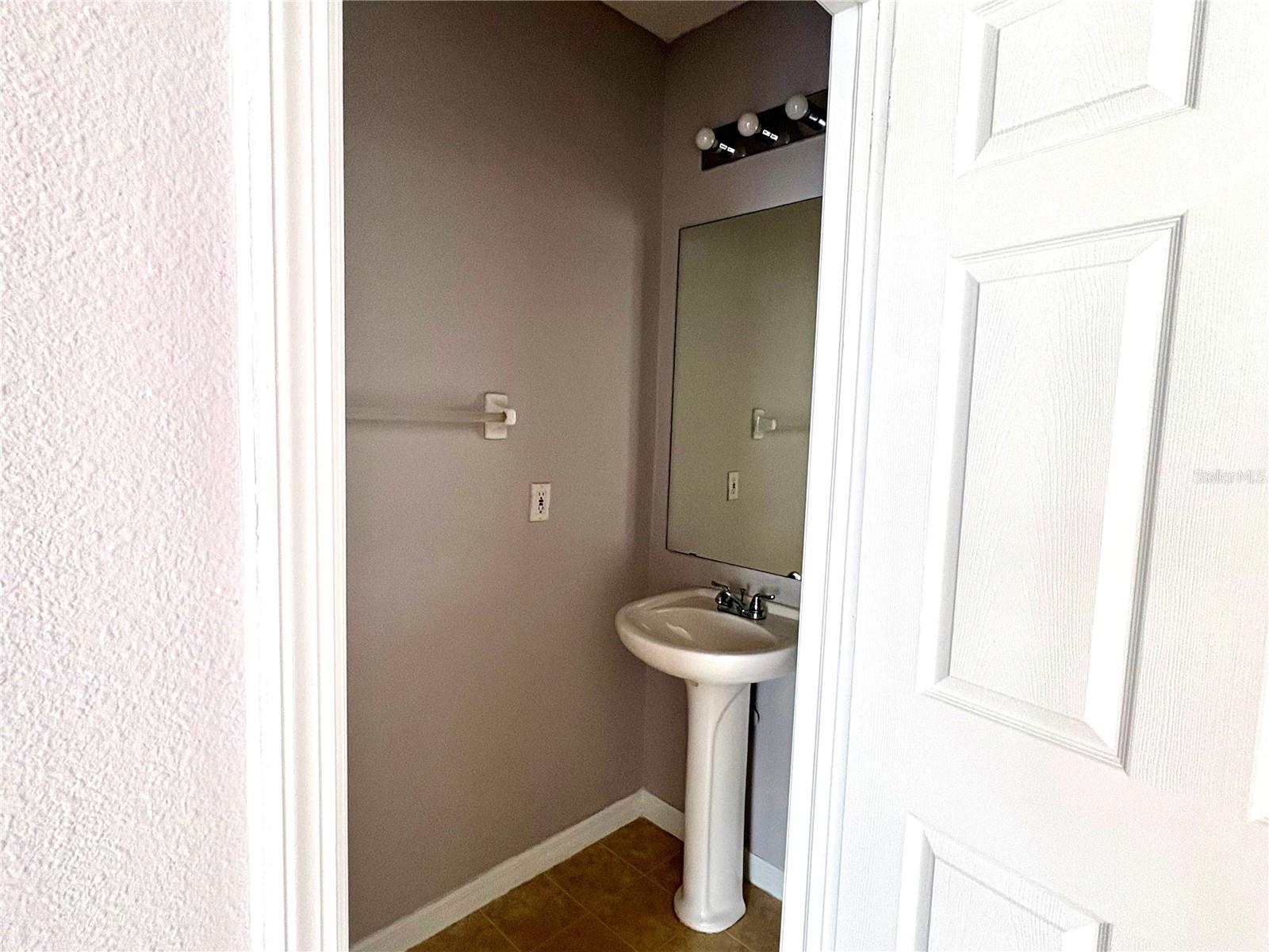 Image 29 of 40 For 6512 Osprey Lake Circle