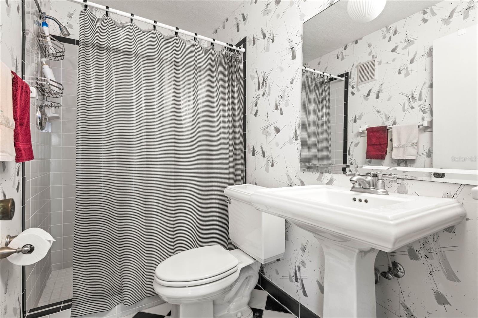 Image 13 of 20 For 101 Dogwood Circle