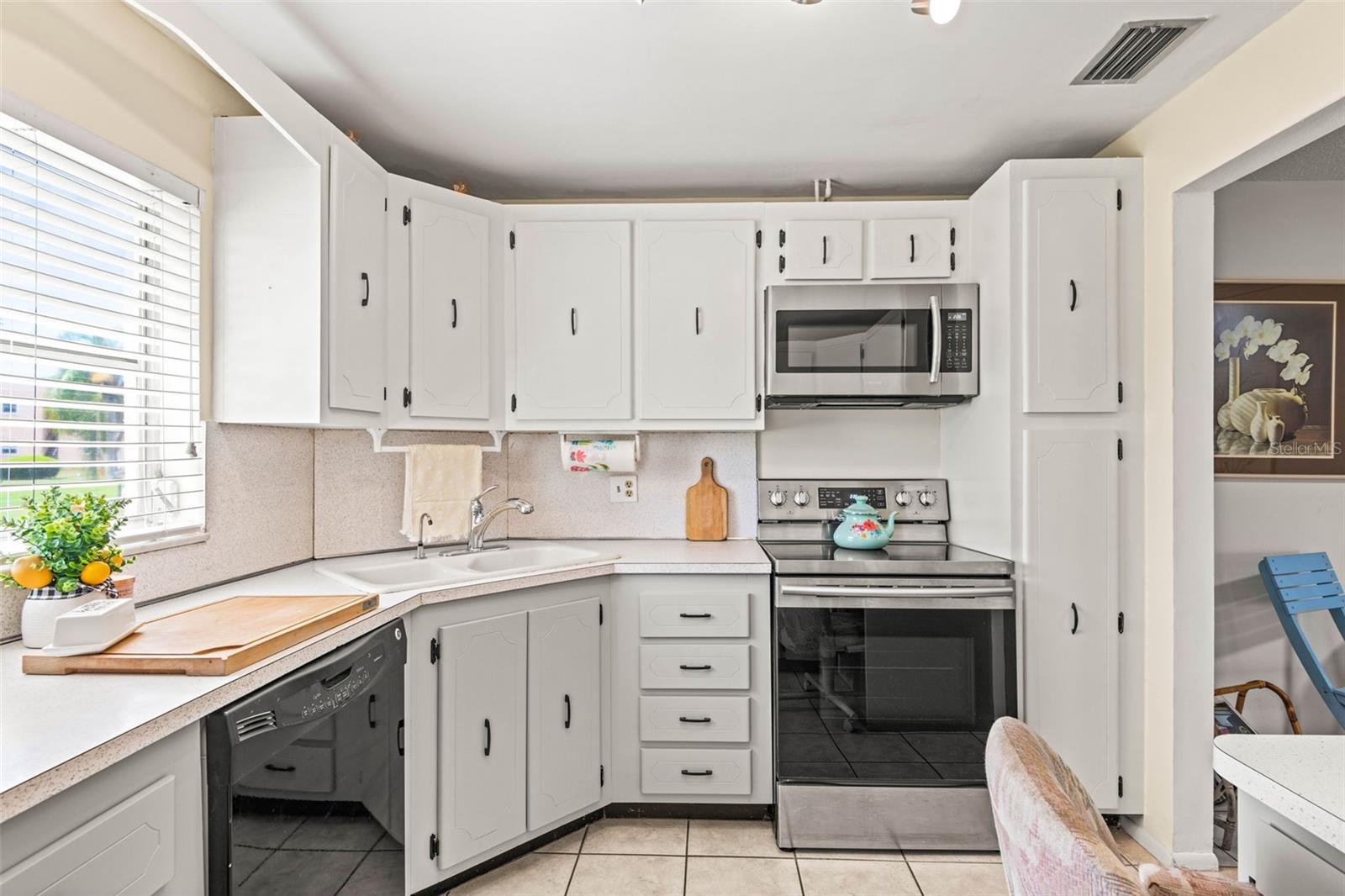 Image 3 of 20 For 101 Dogwood Circle