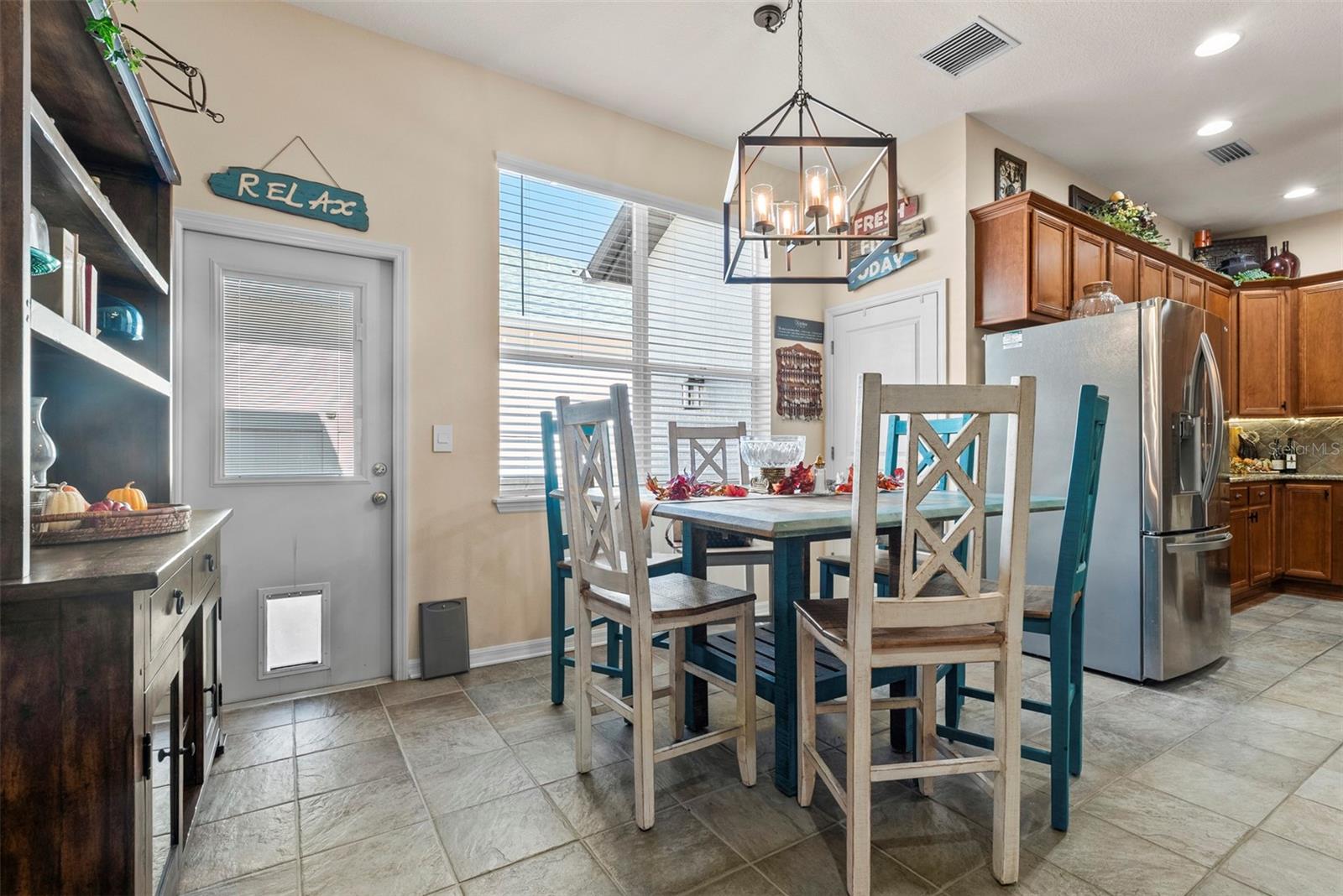 Listing photo id 18 for 21417 Cypress Tree Court