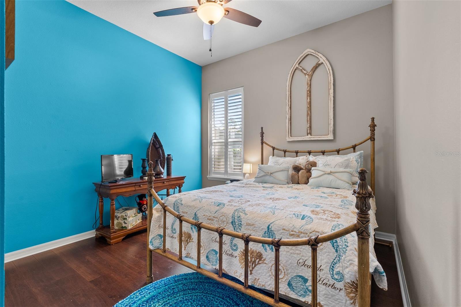 Listing photo id 29 for 21417 Cypress Tree Court
