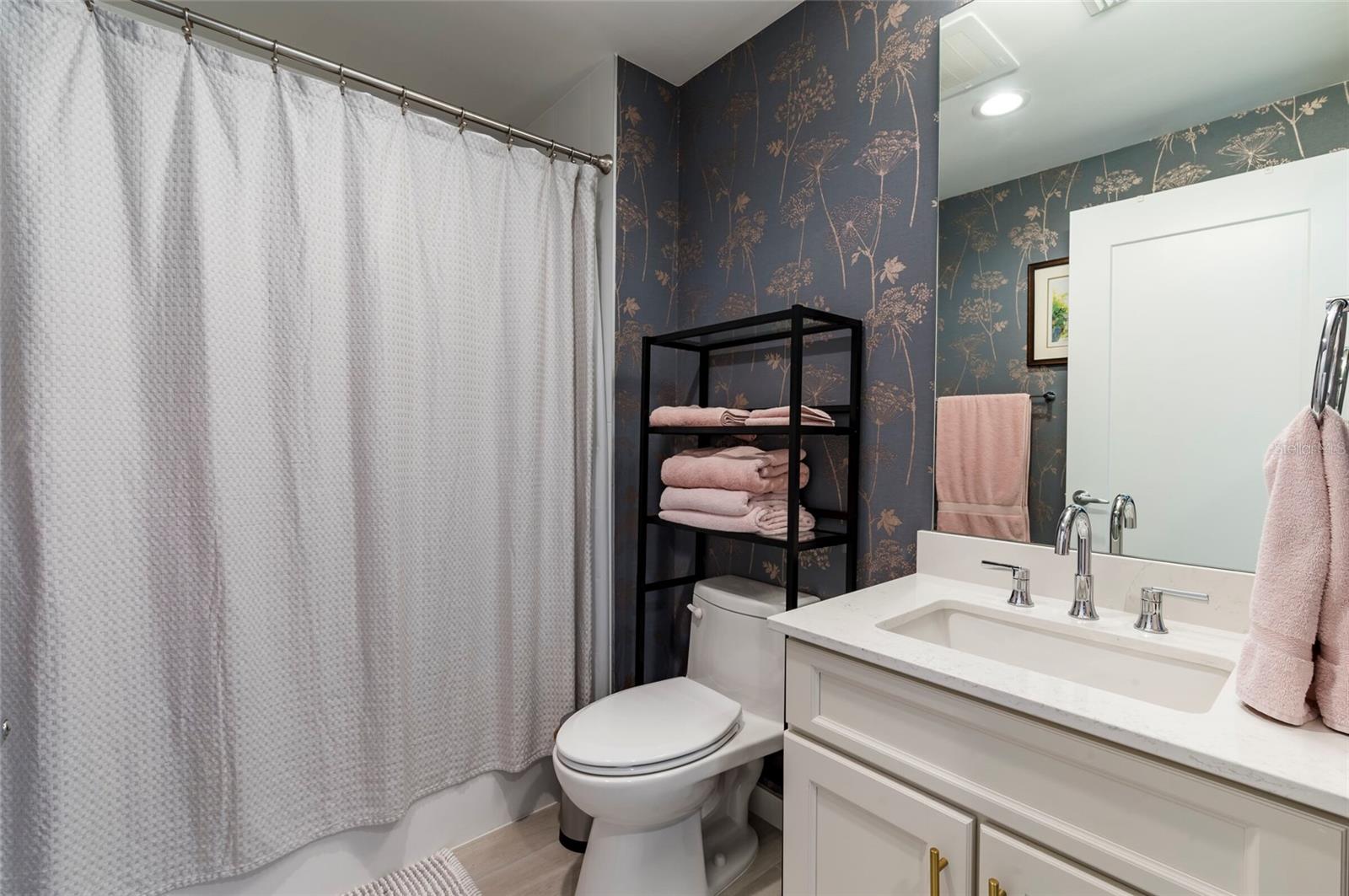 Image 25 of 50 For 920 Osceola Avenue 403