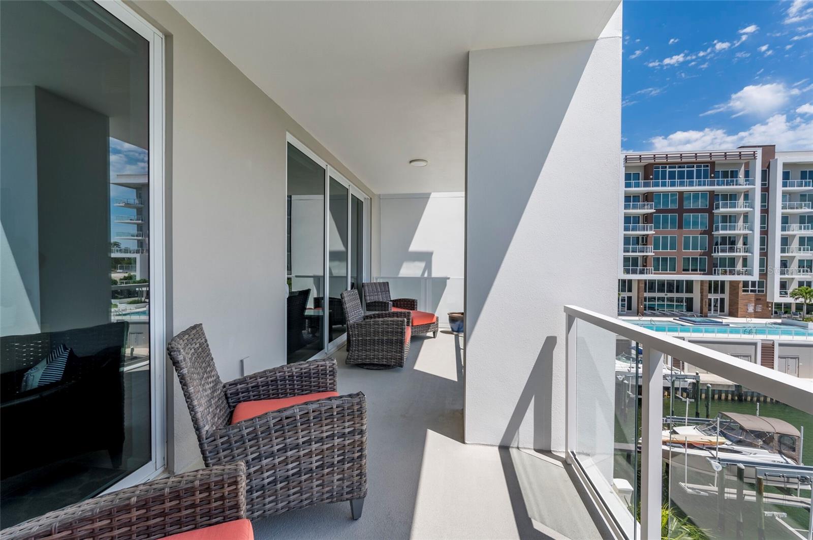 Image 30 of 50 For 920 Osceola Avenue 403