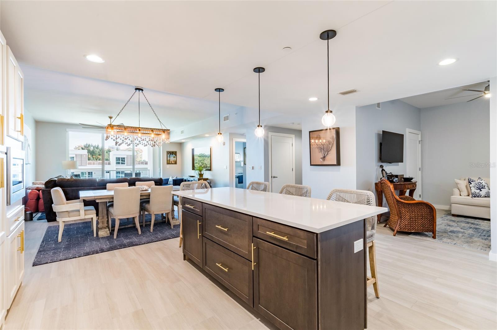 Image 6 of 50 For 920 Osceola Avenue 403