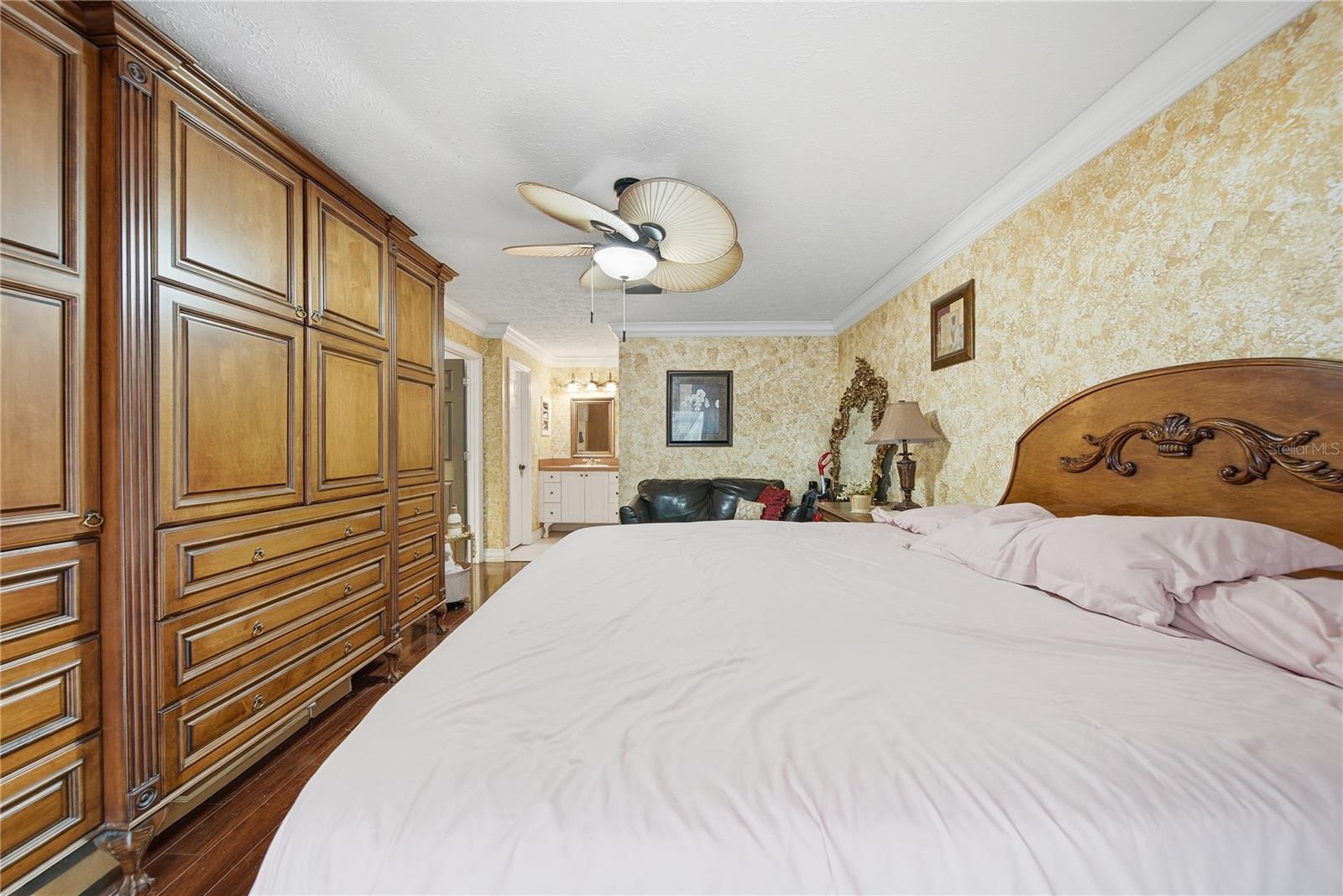 Image 12 of 36 For 4602 Buckeye Road