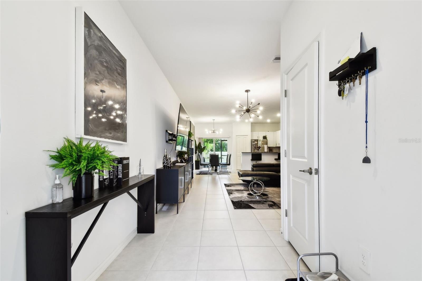 Image 6 of 75 For 2513 Sunray Venus Way