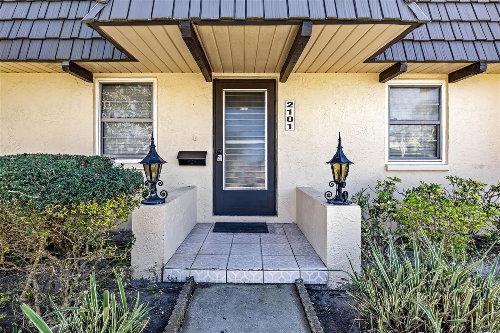 Image 21 of 24 For 2101 Cordova Green