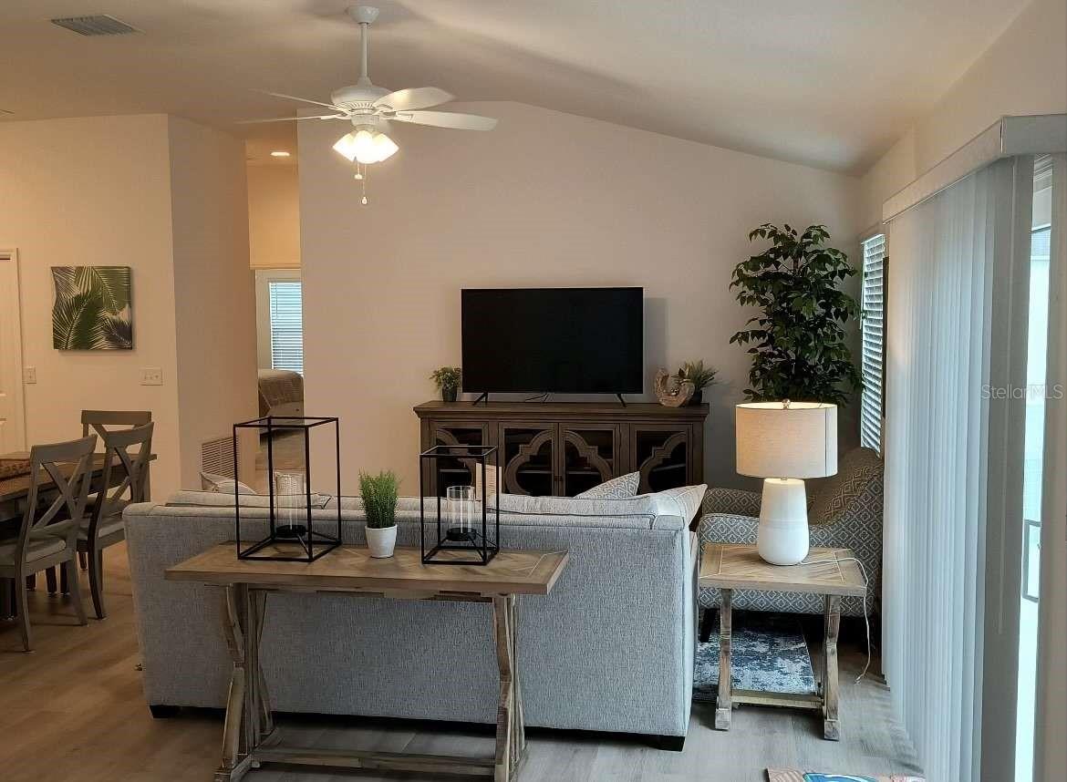 Image 3 of 13 For 2845 Charity Loop