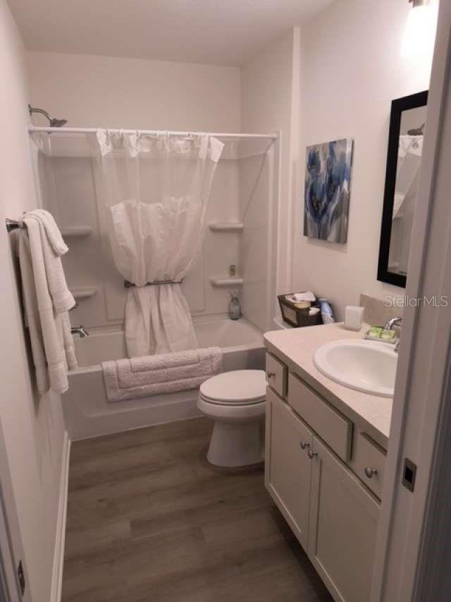 Image 7 of 13 For 2845 Charity Loop