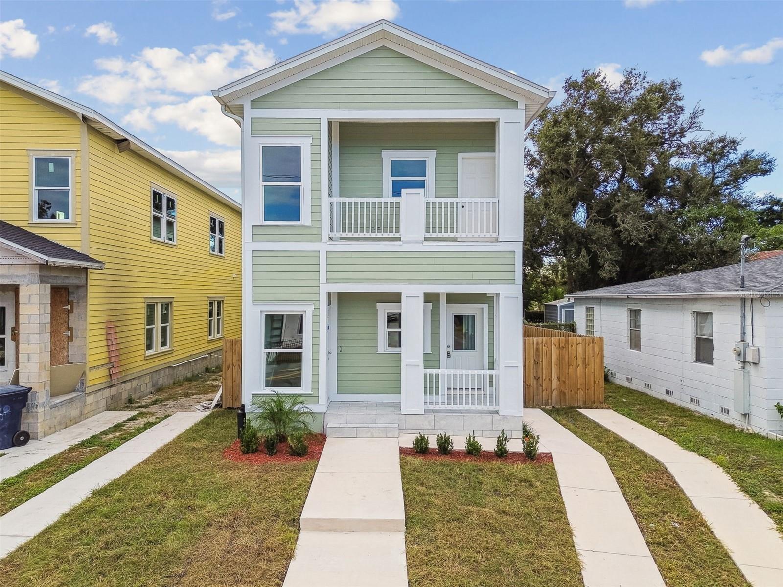 Listing photo id 9 for 2313 Columbus Drive