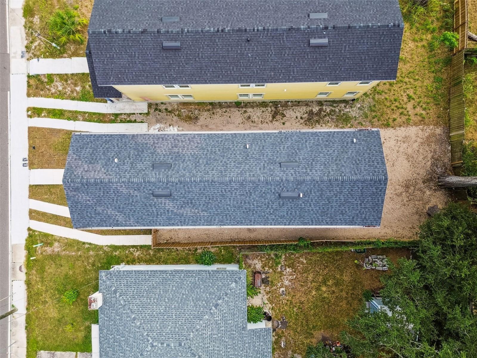 Listing photo id 26 for 2313 Columbus Drive