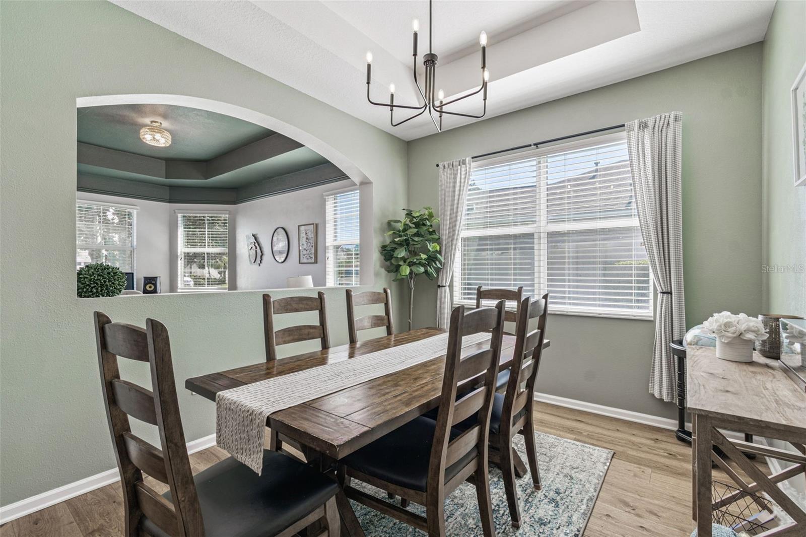 Image 20 of 94 For 8621 Eagle Brook Drive